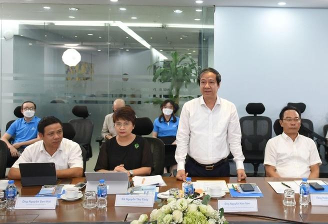 Bộ trưởng Nguyễn Kim Sơn: Mong Trường Đại học CMC trở thành hình mẫu cho mô hình đại học số